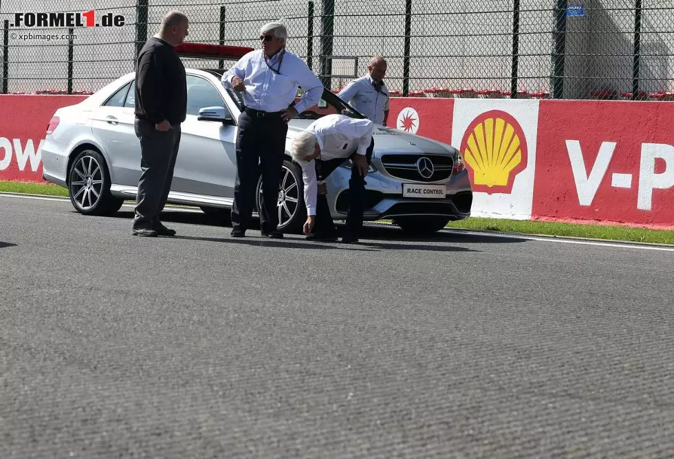 Foto zur News: Charlie Whiting (FIA-Rennleiter)