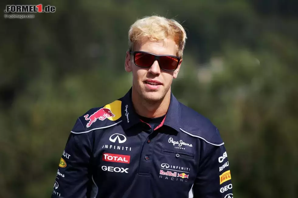 Foto zur News: Sebastian Vettel (Red Bull)