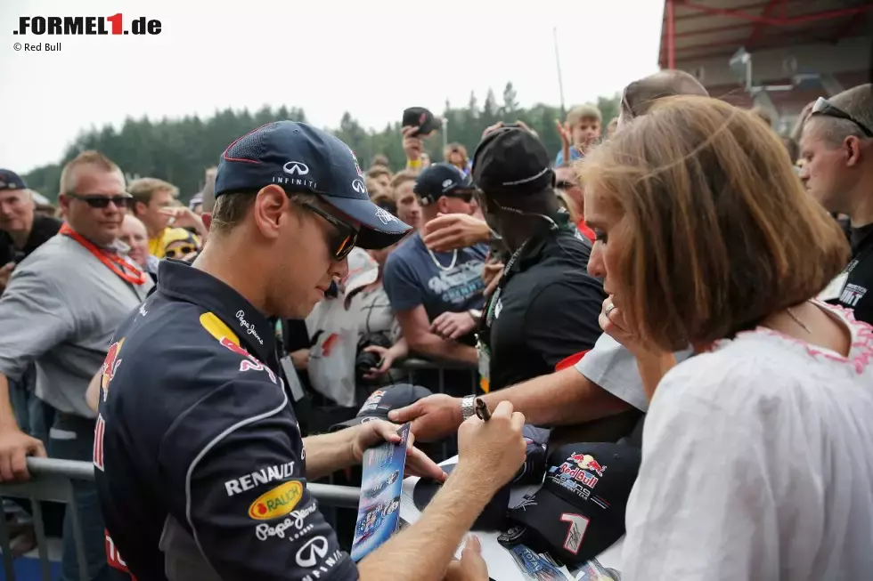 Foto zur News: Sebastian Vettel (Red Bull)