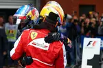 Foto zur News: Fernando Alonso (Ferrari) und Sebastian Vettel (Red Bull)