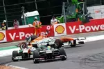 Foto zur News: Esteban Gutierrez (Sauber), Adrian Sutil (Force India), Paul di Resta (Force India) und Pastor Maldonado (Williams)