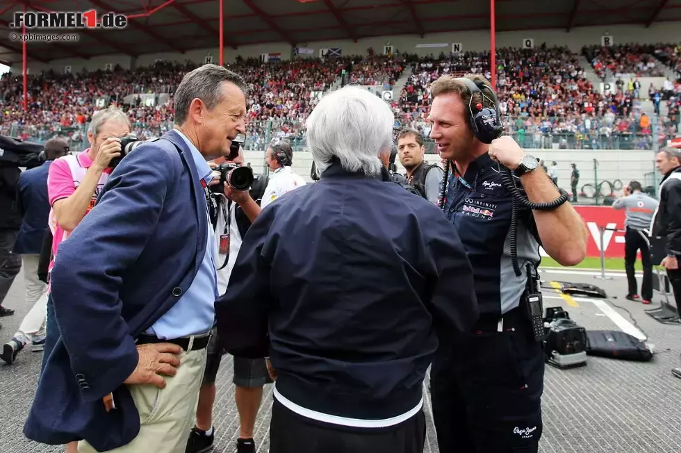 Foto zur News: Bernie Ecclestone und Christian Horner