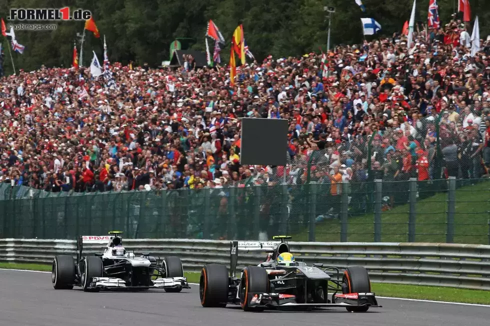 Foto zur News: Esteban Gutierrez (Sauber) und Valtteri Bottas (Williams)