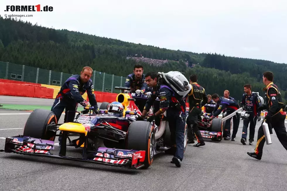 Foto zur News: Sebastian Vettel (Red Bull)