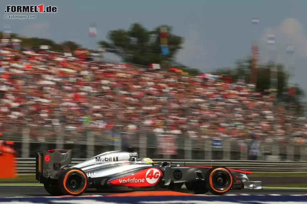 Foto zur News: Sergio Perez (McLaren)