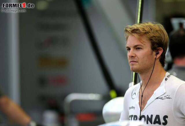 Foto zur News: Nico Rosberg (Platz drei) staunt nicht schlecht: Landsmann Vettel war über eine Sekunde schneller