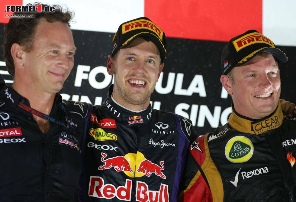 Foto zur News: Christian Horner, Sebastian Vettel (Red Bull) und Kimi Räikkönen (Lotus)