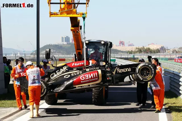 Foto zur News: Kimi Räikkönen setzte am Freitag seinen Lotus auf der Start- und Zielgeraden in die Streckenbegrenzung