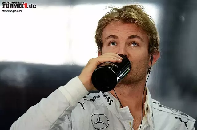 Foto zur News: Das gefällt natürlich Nico Rosberg, der mit 0,124 Sekunden Rückstand am Nachmittag in Yeongam auf den dritten Rang fuhr