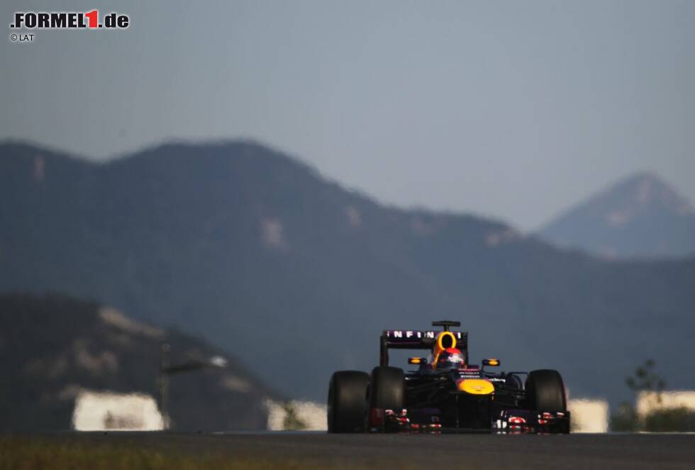 Foto zur News: Sebastian Vettel (Red Bull)