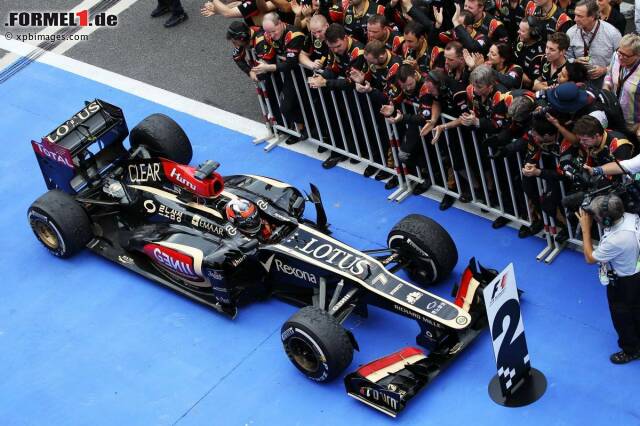 Foto zur News: Doch unter dem Strich ist Räikkönen nach wie vor der Stärkere, selbst wenn er um sechs Ränge weiter hinten losfährt