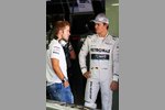 Foto zur News: Sam Bird und Nico Rosberg (Mercedes)