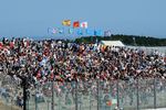 Foto zur News: Fans in Suzuka