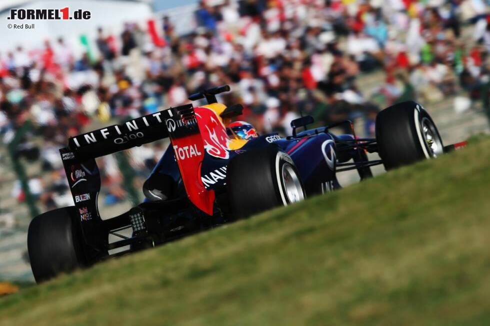 Foto zur News: Sebastian Vettel (Red Bull)