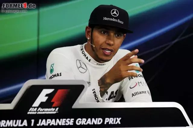 Foto zur News: Hamilton hat den Journalisten in der FIA-PK schon erklärt, wie er das anstellen will.