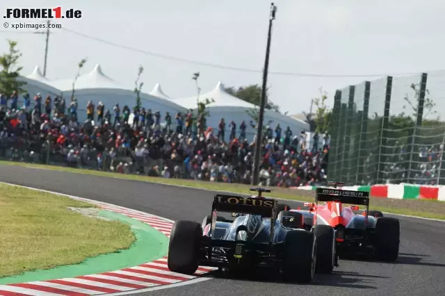 Foto zur News: Räikkönen wird sich im Rennen seinen Weg vorbei an der Konkurrenz suchen müssen.