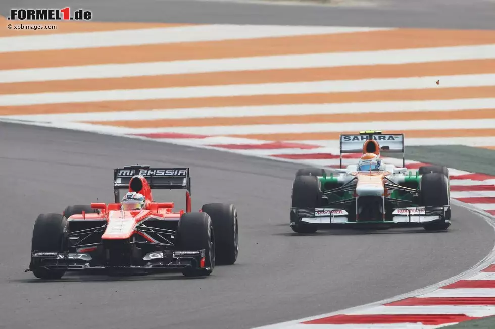 Foto zur News: Jules Bianchi (Marussia) und Adrian Sutil (Force India)