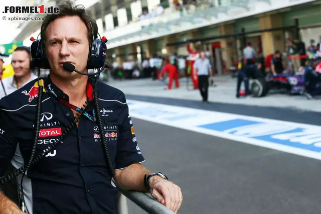 Foto zur News: Doch Red Bull feierte dennoch eine reine erste Startreihe und machte damit Teamchef Christian Horner das perfekte Geschenk zum 40. Geburtstag.