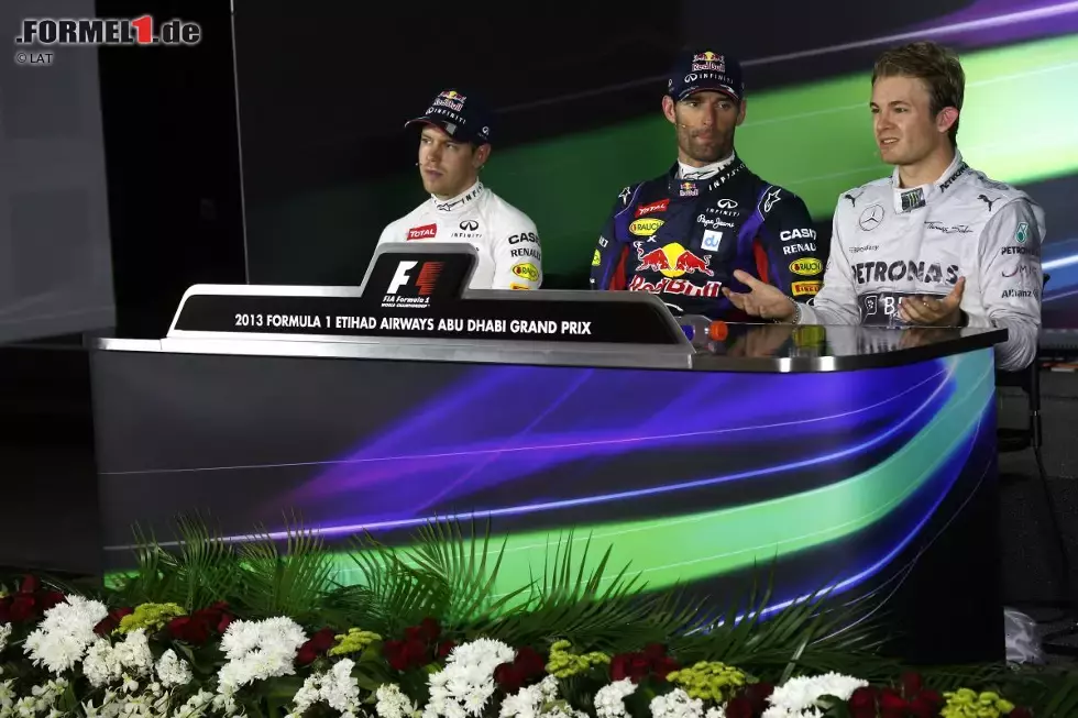 Foto zur News: Mark Webber (Red Bull), Sebastian Vettel (Red Bull) und Nico Rosberg (Mercedes)