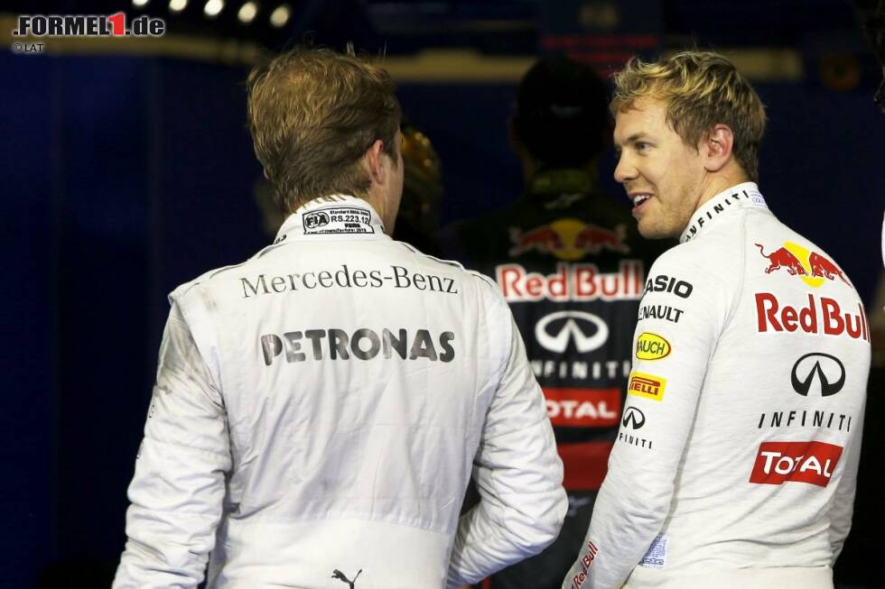 Foto zur News: Sebastian Vettel (Red Bull) und Nico Rosberg (Mercedes)