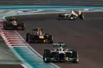 Foto zur News: Nico Rosberg (Mercedes) fuhr in Abu Dhabi auf das Podest