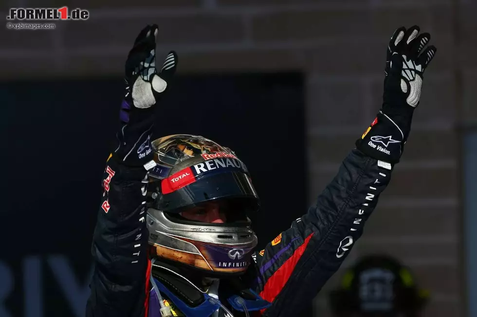 Foto zur News: Sebastian Vettel (Red Bull)