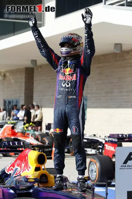 Foto zur News: Sebastian Vettel (Red Bull)