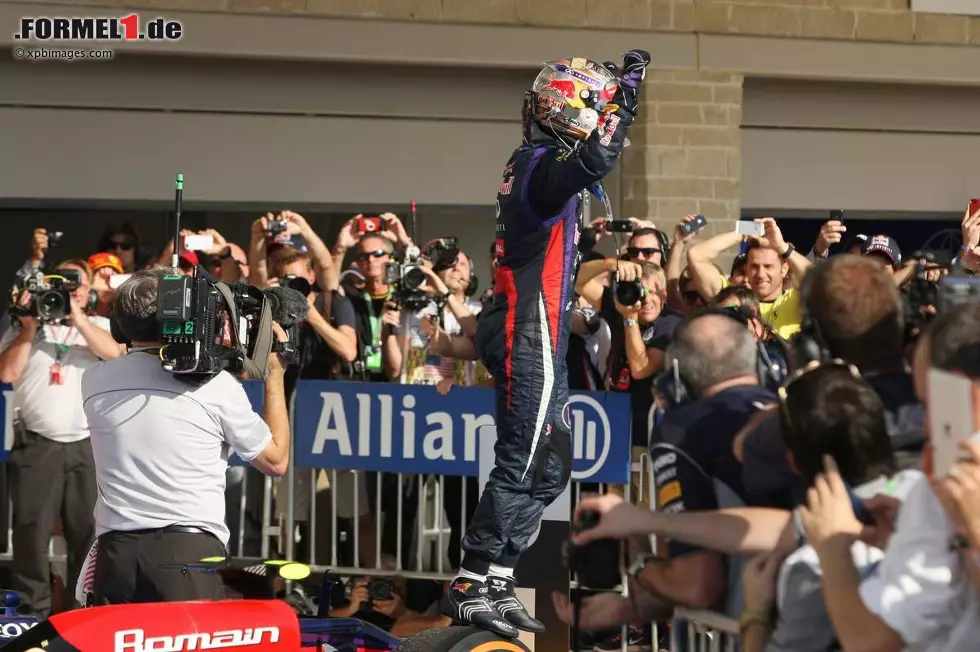 Foto zur News: Sebastian Vettel (Red Bull)