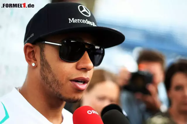 Foto zur News: Lewis Hamilton rapportierte am Trainingsende gleich zwei Dreher, die aber ohne Folge blieben. Rang fünf für den Briten in Interlagos.