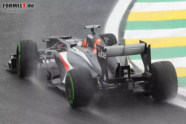 Foto zur News: Sauber-Fahrer Nico Hülkenberg fuhr unterdessen als Achter einmal mehr in die Top 10. Auch dem Deutschen schmeckt Regen durchaus.