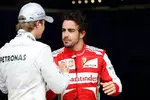 Foto zur News: Nico Rosberg (Mercedes) und Fernando Alonso (Ferrari)