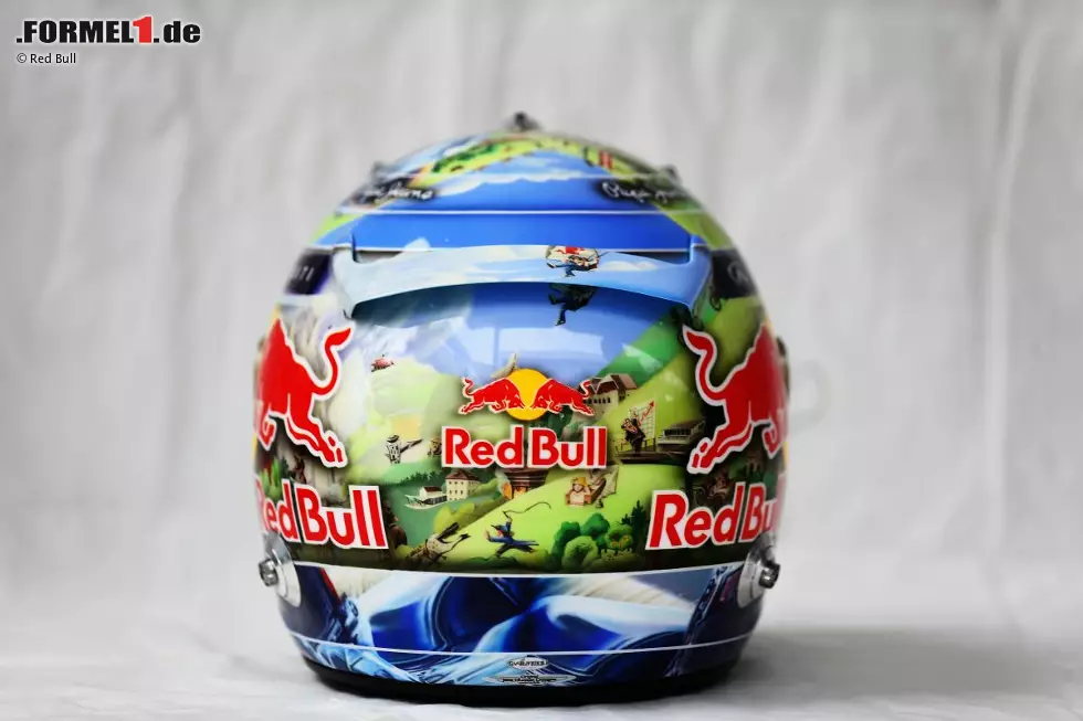 Foto zur News: Sebastian Vettel (Red Bull) macht mit seinem Helm Werbung für den Österreich-Grand-Prix 2014