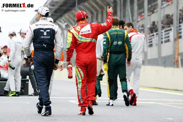 Foto zur News: Adieu sagte bei seinem Heimrennen auch Paulista Felipe Massa. Im Gegensatz zu Webber aber nicht von der Formel 1, sondern nur von Williams. Vielleicht als Teamkollege des Herrn neben sich, Pastor Maldonado.