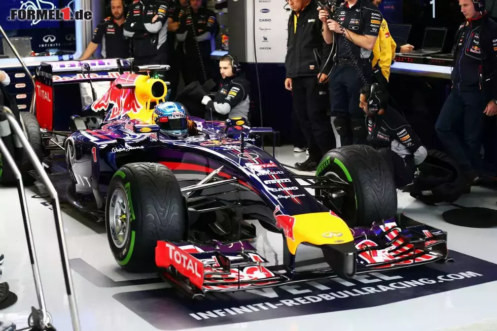 Foto zur News: Sebastian Vettel (Red Bull)