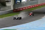 Foto zur News: Esteban Gutierrez (Sauber) vor Kimi Räikkönen (Ferrari)