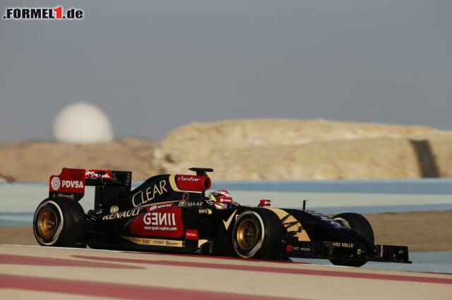 Foto zur News: Lotus sammelt in Bahrain die ersten Kilometer überhaupt und kam erstmals richtig auf Touren. Pastor Maldonado war zeitenmäßig zwar noch weit ab vom Schuss, schaffte aber immerhin 57 Umläufe.