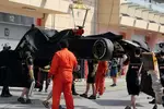 Foto zur News: Der E22 von Pastor Maldonado (Lotus) am Haken