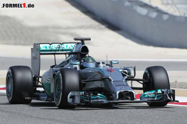 Foto zur News: Auch für Mercedes und Nico Rosberg läuft es besser als an den beiden Tagen zuvor: Mit Rang zwei zeigt sich der Silberpfeil endlich wieder konkurrenzfähig, und mit 103 Runden zudem sehr zuverlässig