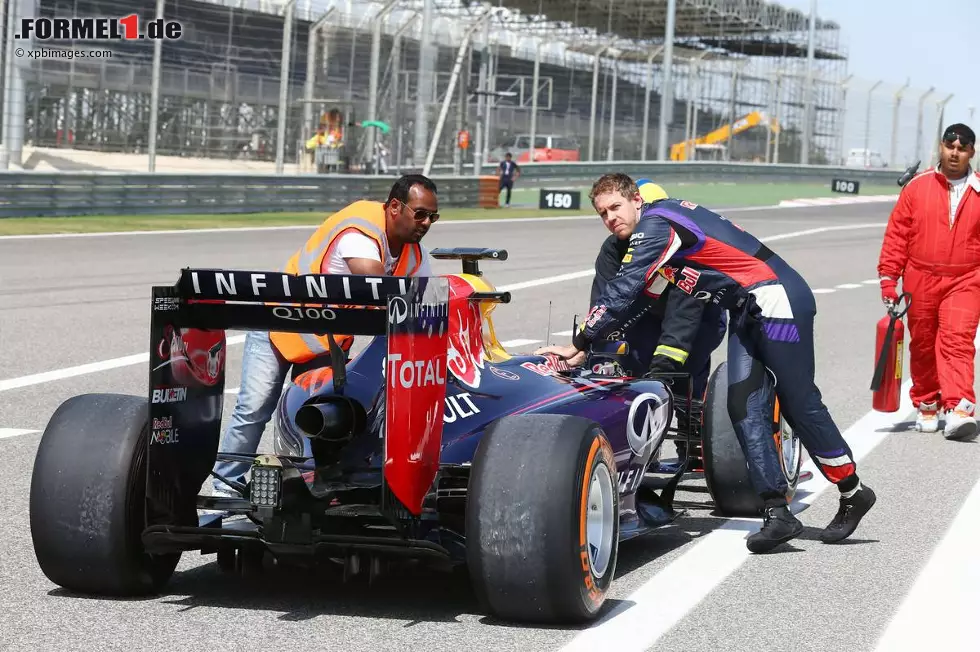 Foto zur News: Sebastian Vettel (Red Bull)