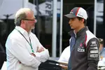 Foto zur News: Manager Didier Coton mit Esteban Gutierrez (Sauber)