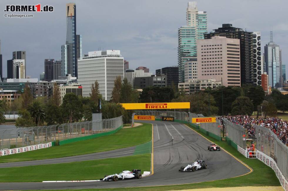 Foto zur News: Felipe Massa (Williams) und Valtteri Bottas (Williams)