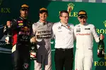 Foto zur News: Nico Rosberg (Mercedes), Daniel Ricciardo (Red Bull) und Kevin Magnussen (McLaren)