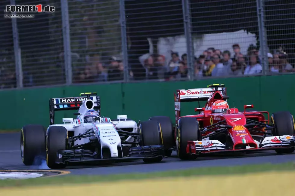 Foto zur News: Valtteri Bottas (Williams) und Kimi Räikkönen (Ferrari)