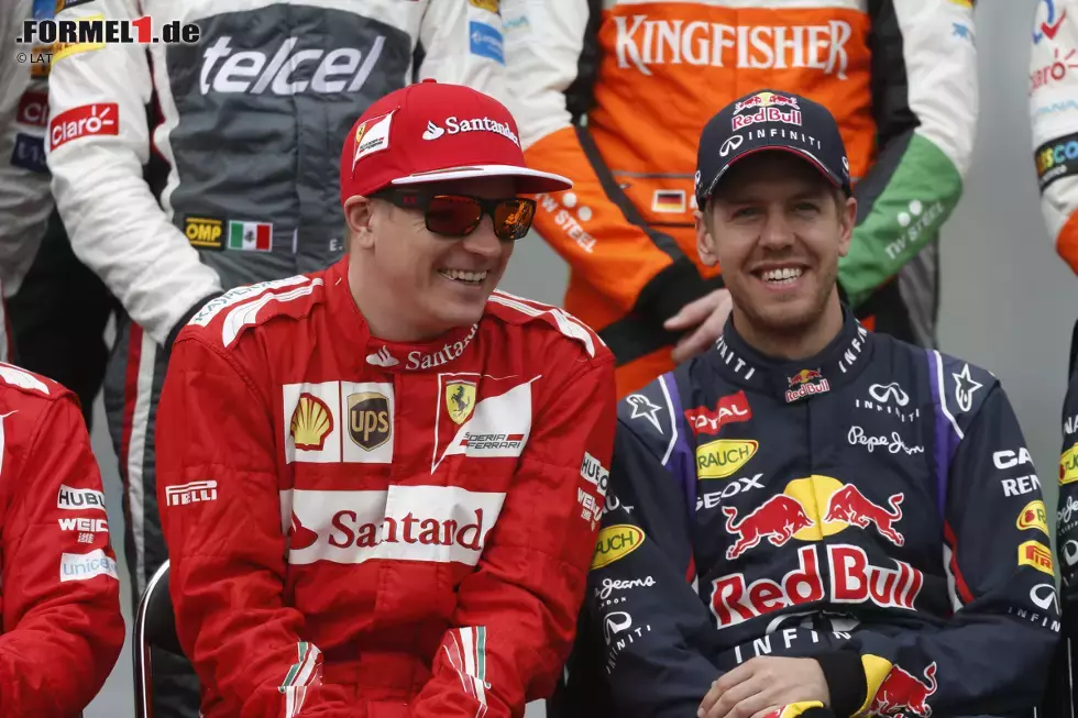 Foto zur News: Kimi Räikkönen (Ferrari) und Sebastian Vettel (Red Bull)