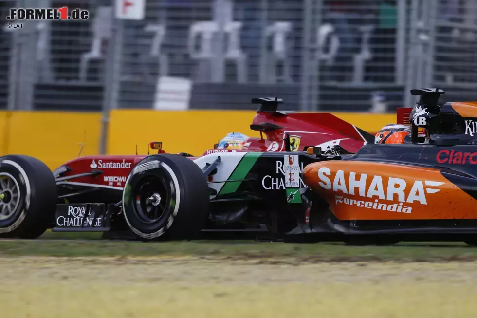 Foto zur News: Fernando Alonso (Ferrari) und Nico Hülkenberg (Force India)