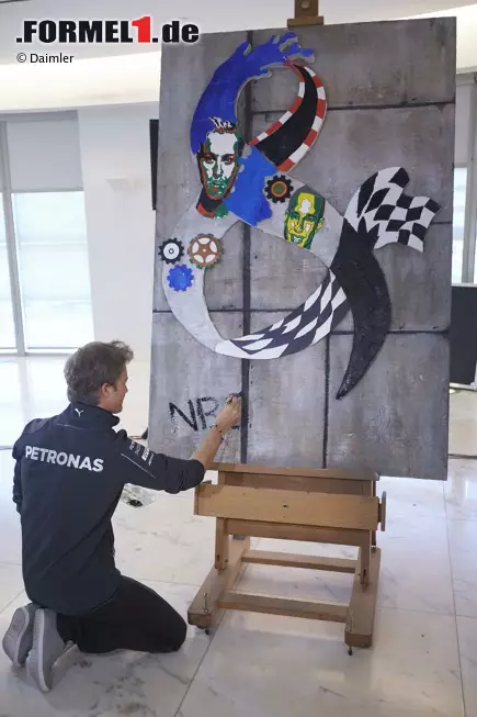 Foto zur News: Nico Rosberg (Mercedes) erlebt zeitgenössische - und abstrakte - Kunst