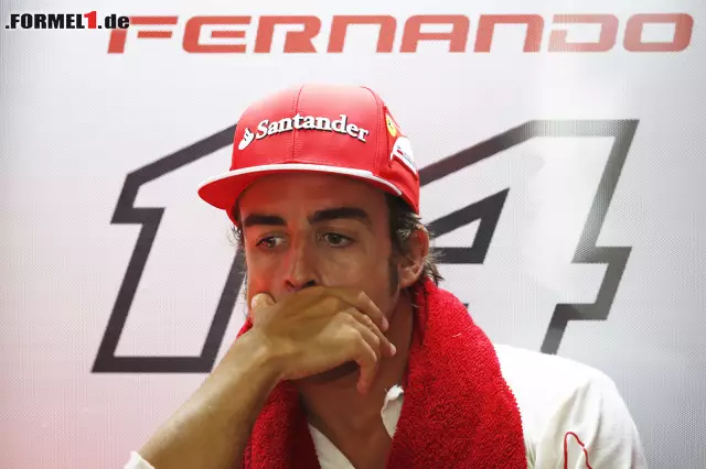 Foto zur News: Auch Fernando Alonso hatte in Melbourne noch zufriedener gewirkt. Warum ist Räikkönen schneller? Der Spanier kam mit 0,194 Sekunden Rückstand auf Rang fünf - die Abstände bleiben knapp.