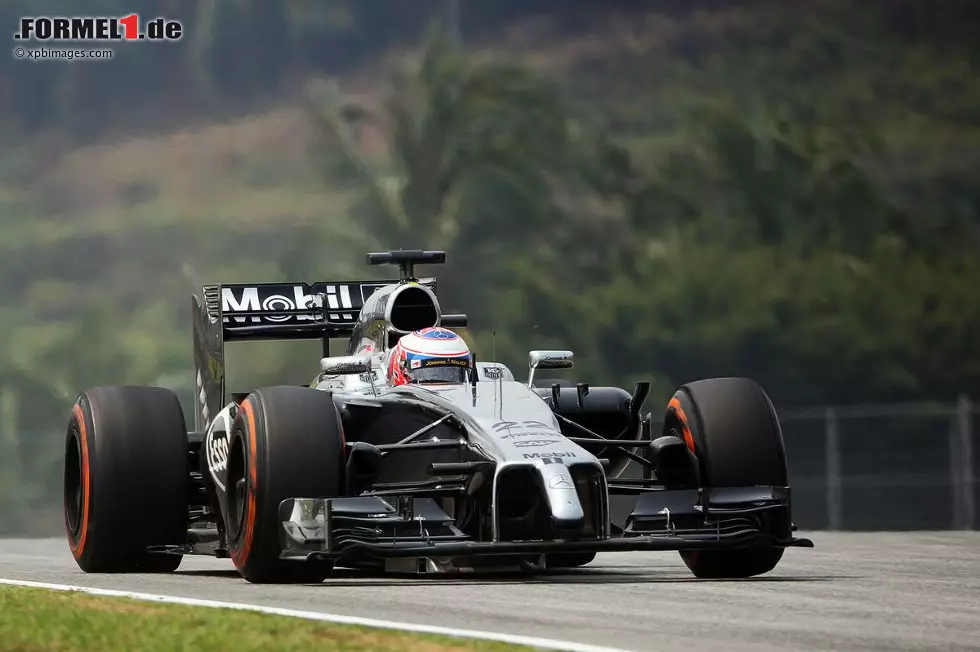 Foto zur News: Jenson Button (McLaren)