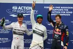 Foto zur News: Lewis Hamilton (Mercedes), Sebastian Vettel (Red Bull) und Nico Rosberg (Mercedes)