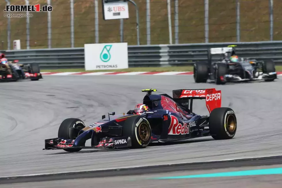 Foto zur News: Punkte gab es auch für Daniil Kwjat, der sein beeindruckendes Formel-1-Debüt im Toro Rosso fortsetzte.